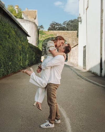 Couple – 16