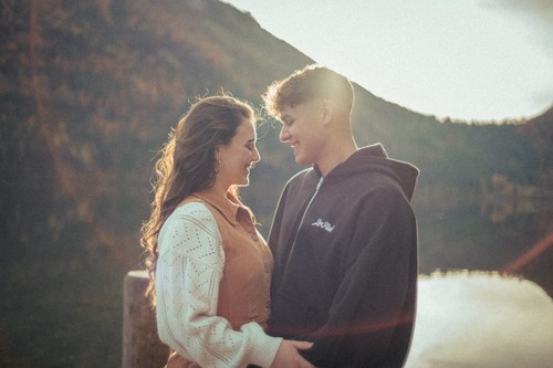 Couple – 25